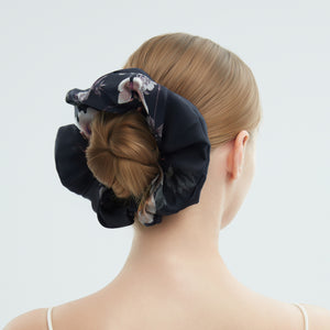 Silk Scrunchie – Black Oversize | Fleur Japonaise