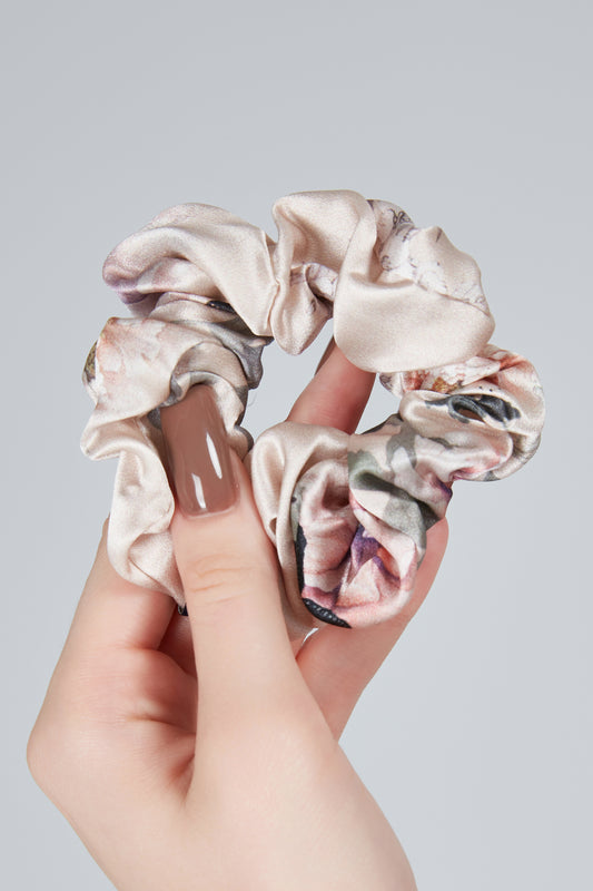 Silk Scrunchie Pink | Fleur Japonaise