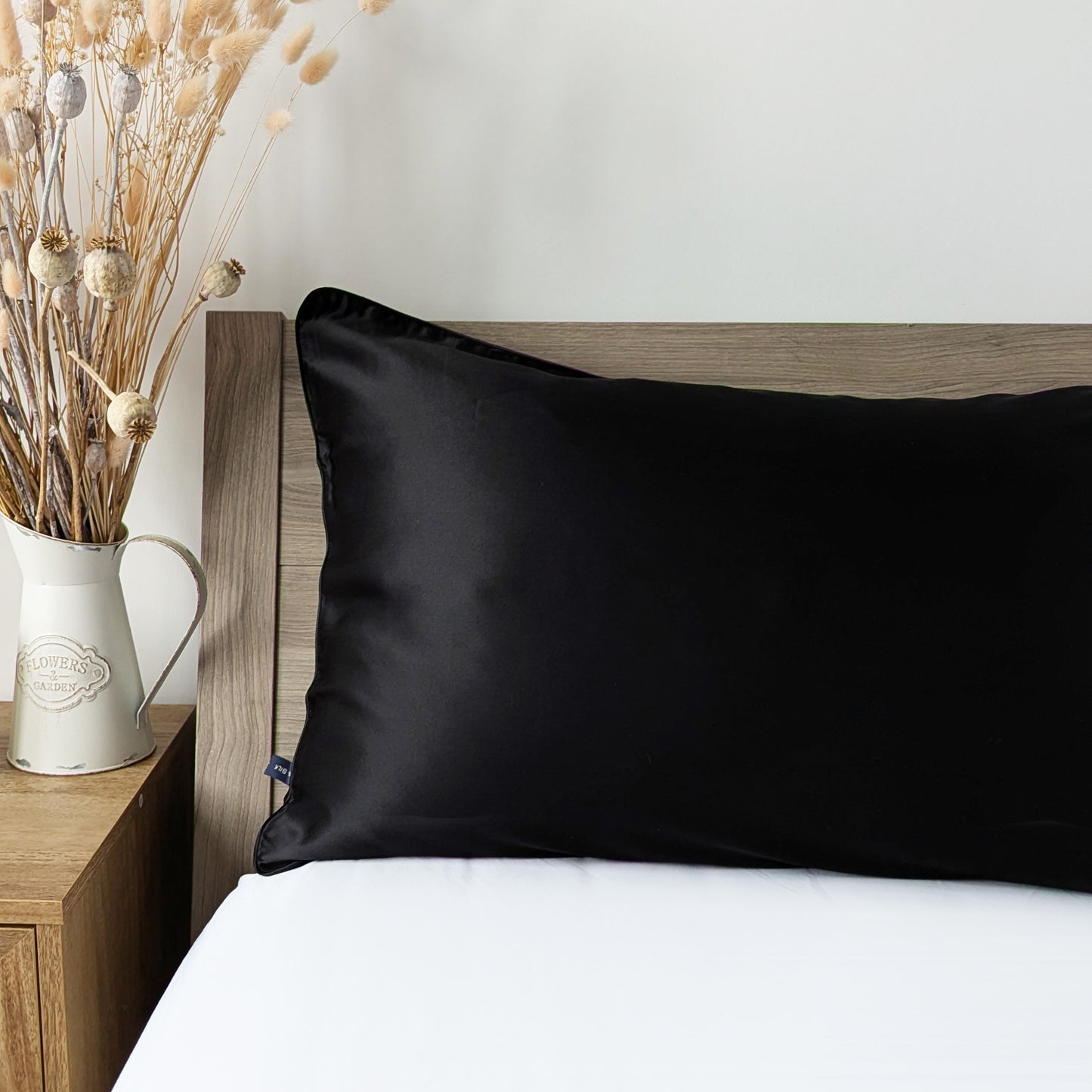 Silk Pillowcase Black