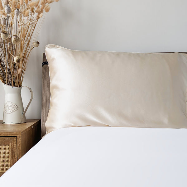 Silk Pillowcase & Eye Mask Giftbox Cream
