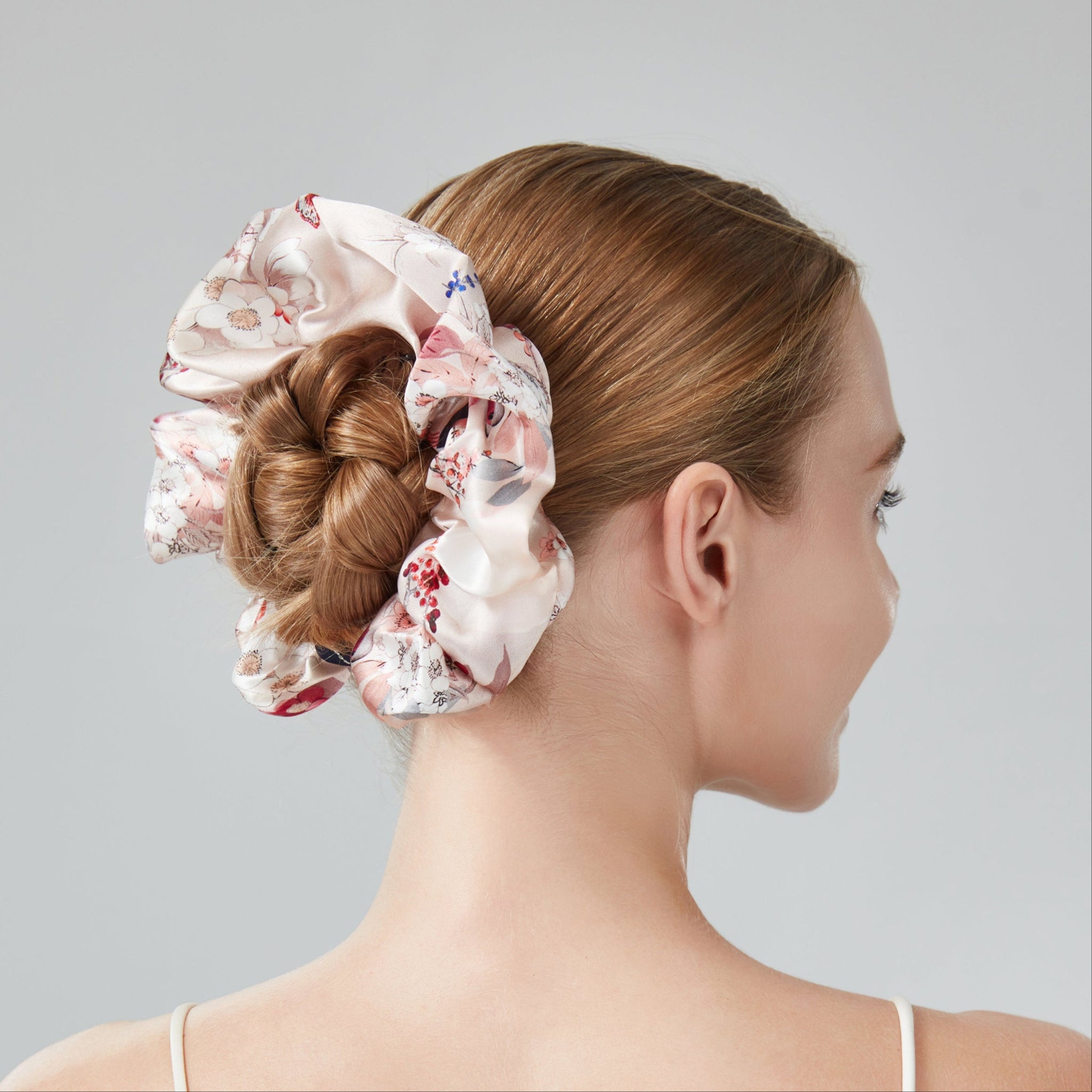 Silk Scrunchie PInk Oversize | Blossom | Helen Loveday