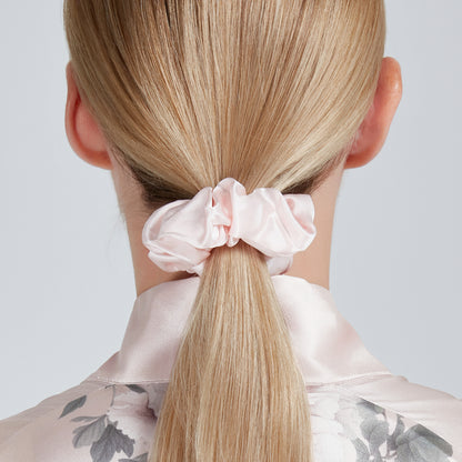 Silk Scrunchie Pink