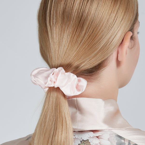 Silk Scrunchie Pink