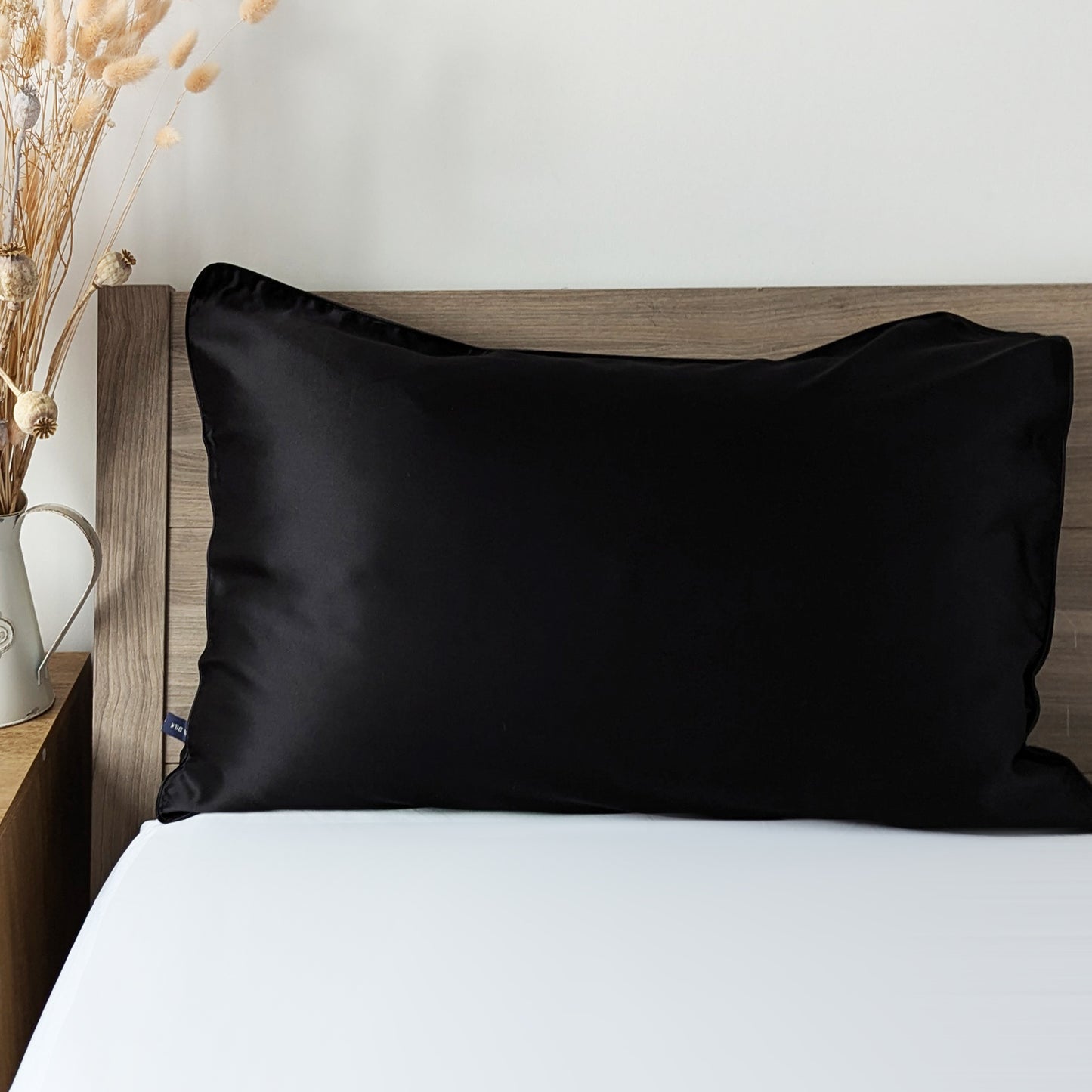 Silk Pillowcase Black