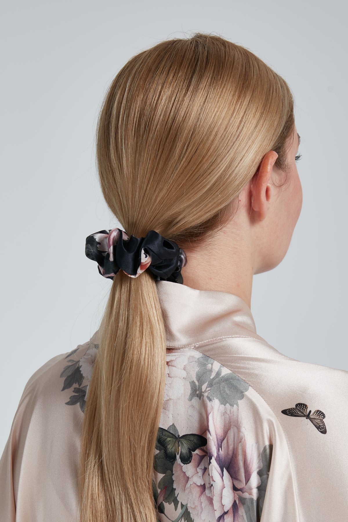 Silk Scrunchie Midnight Blue | Fleur Japonaise