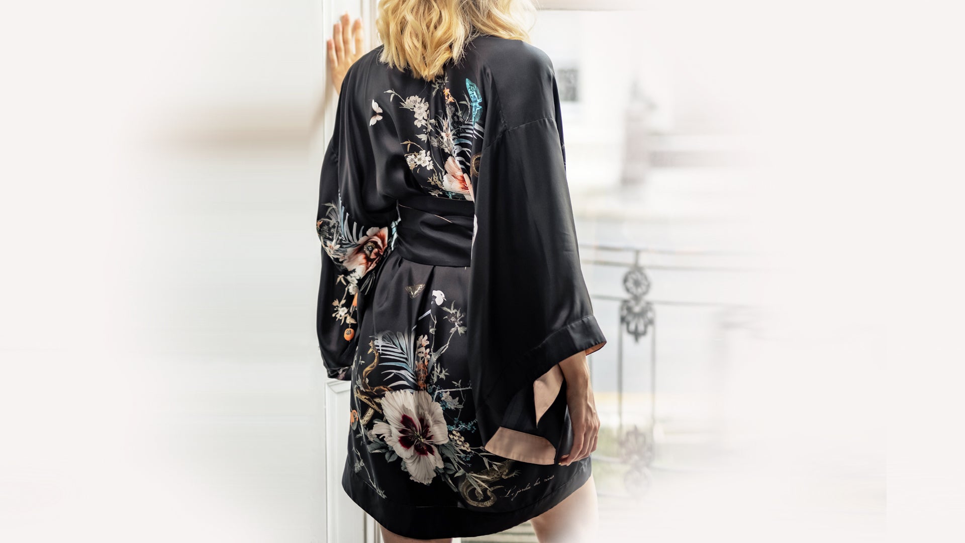 Men Silk Kimono Robes Embroidered With African Prints 