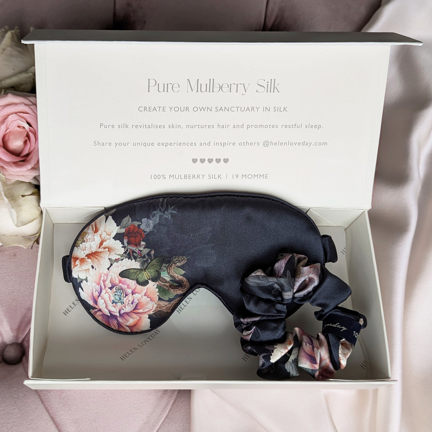 Silk Eye Mask / Hair Scrunchie Gift Box Black | Fleur Japonaise